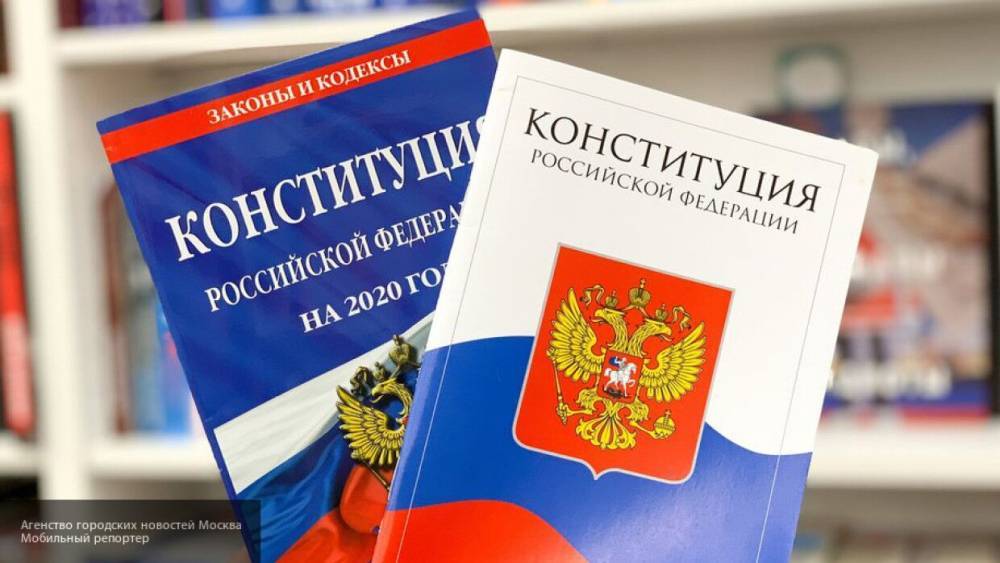 Артемий Лебедев - Иван Охлобыстин - Ирина Купченко - Василий Лановой - Лео Бокерия - Российские артисты зачитали преамбулу Конституции - nation-news.ru - Россия