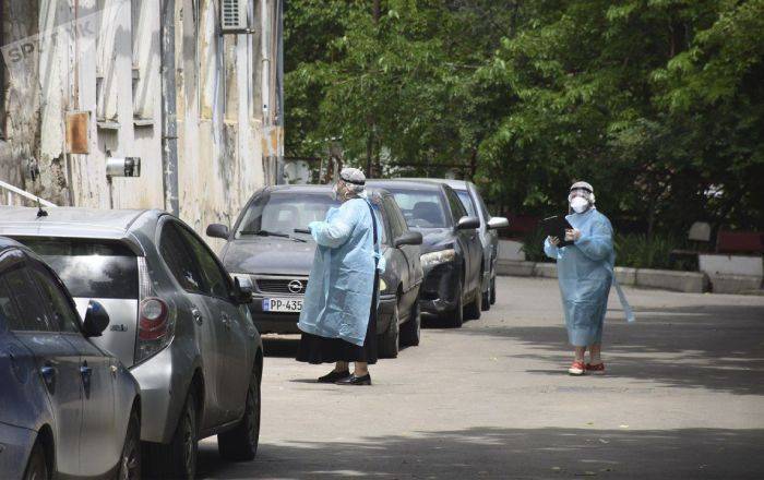 Коронавирус возвращается: вспышка COVID-19 в спальном районе Тбилиси - видео - sputnik-georgia.ru - Грузия - Тбилиси