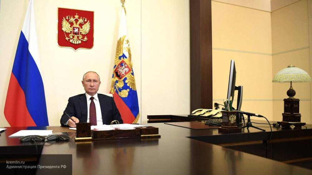 Владимир Путин - Михаил Мишустин - Путин заявил о необходимости приступить к восстановлению экономики с начала июля - politros.com - Россия
