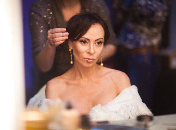 Марина Хлебникова - Постаревшая Марина Хлебникова записывает новый хит - bimru.ru