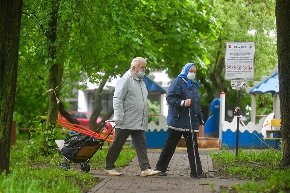 Ирина Иванова - Москвичам рассказали об особенностях использования маски на улице - vm.ru - Москва