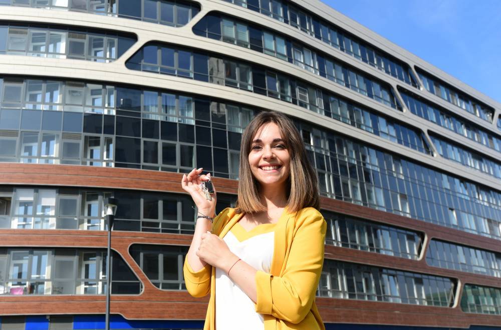 Анастасия Пятова - Офисы продаж застройщиков возобновили работу в столице - vm.ru - Москва