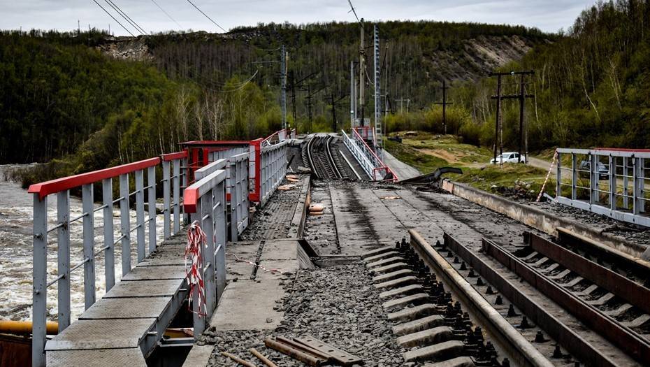 Парализованный железнодорожный путь в Мурманск спасёт новая стройка - dp.ru - Мурманск - Мурманская обл.