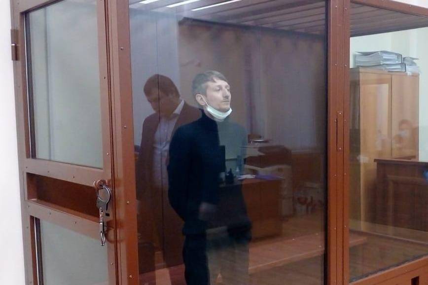 Ольга Бузова - Алексей Барышников - Обвиняемый в захвате столичного банка извинился перед Бузовой - vm.ru - Москва