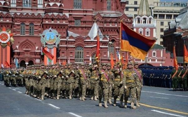 Владимир Путин - Никол Пашинян - Армянские военные на Параде Победы понесут боевое знамя Таманской дивизии - eadaily.com - Москва - Россия - Армения