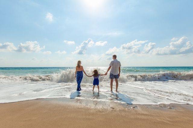 План по восстановлению экономики РФ предусматривает поддержку сферы туризма - aif.ru - Россия