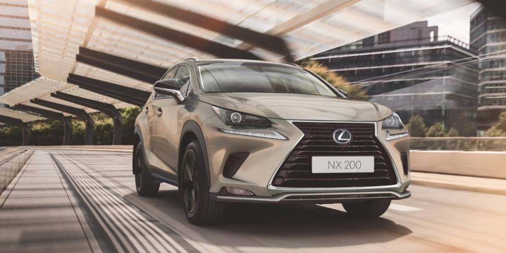 Кроссовер Lexus NX получил «черную» версию в России - autonews.ru - Россия