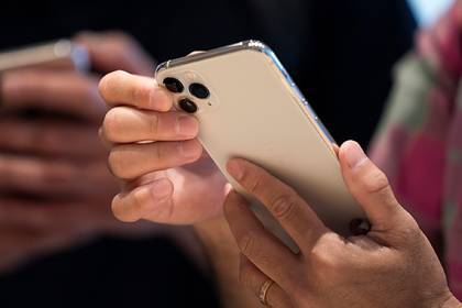 Обновление iOS сломало iPhone и iPad - lenta.ru