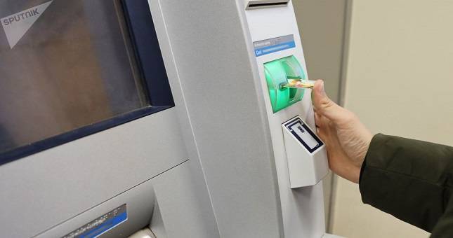 Bloomberg: Таджикистан потерял 50% прибыли от переводов мигрантов - dialog.tj - Россия - Грузия - Таджикистан