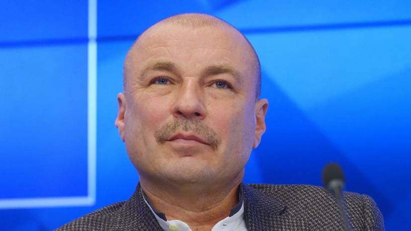 Александр Жулин - Никита Кацалапов - Викторий Синицин - Жулин о постановках по Сети: это сродни резиновым женщинам и безалкогольному пиву - russian.rt.com