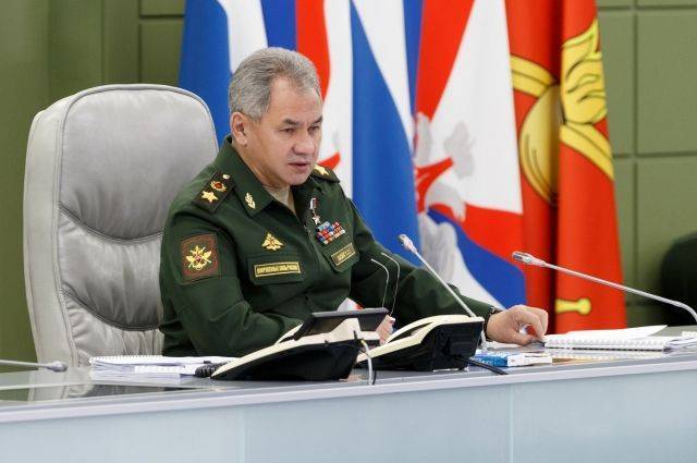 Сергей Шойгу - Марк Эспер - Шойгу пригласил министра обороны США на парад Победы 24 июня - aif.ru - Москва - Россия - США