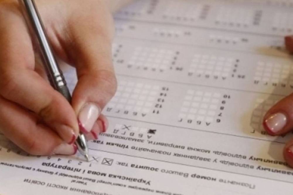 Абитуриенты из Крыма и Донбасса смогут не сдавать ВНО при поступлении в украинские ВУЗы - newsone.ua - Украина - Крым - Луганская обл. - Донецкая обл.