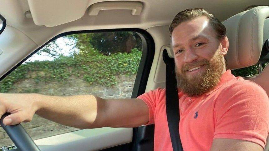 Конор Макгрегор - «Это неправильные пчелы»: Макгрегор похвастался поеданием мертвого насекомого - 5-tv.ru - Ирландия