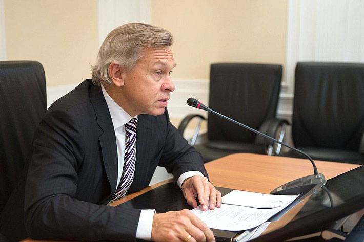 Алексей Резников - «Придумка в стиле фэнтези»: Пушков высмеял предложение Киева по Донбассу - vm.ru - Украина - Киев - Лондон - Донбасс