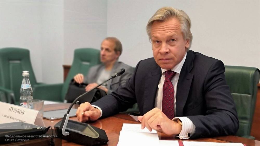 Алексей Пушков - Алексей Резников - Пушков назвал идею вице-премьера Украины по Донбассу "киевской придумкой" - polit.info - Россия - США - Украина - Киев - Англия - Twitter