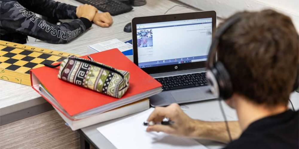 Школы переходят на гибридную модель обучения? - detaly.co.il - Тель-Авив