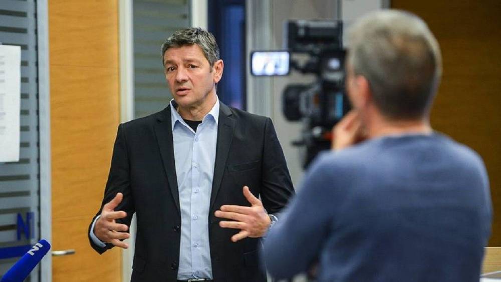 Александр Вучич - Оппозиционный телеканал потребовал запретить ролик партии Вучича... - politnavigator.net - Сербия