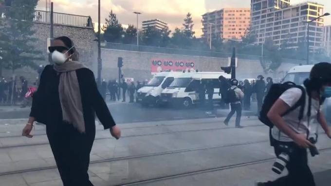 Адам Траоре - В Париже задержаны 18 участников несогласованной акции против расизма - piter.tv - Франция - Париж