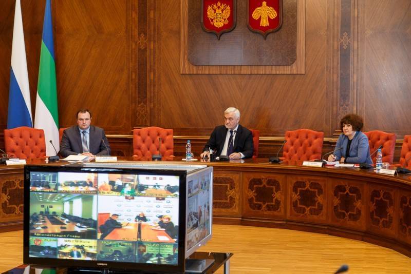 Владимир Уйба - В Коми будет введена система автоматизированного учёта вахтовиков - komiinform.ru - респ. Коми