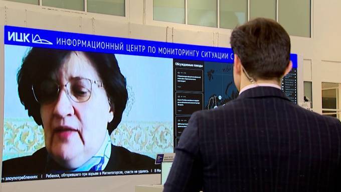 Мелита Вуйнович - ВОЗ даст рекомендации по проведению массовых мероприятий в России - piter.tv - Россия