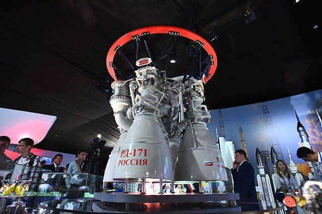 «Роскосмос» создаст 20 «царь-двигателей» до 2027 года - aif.ru - Россия