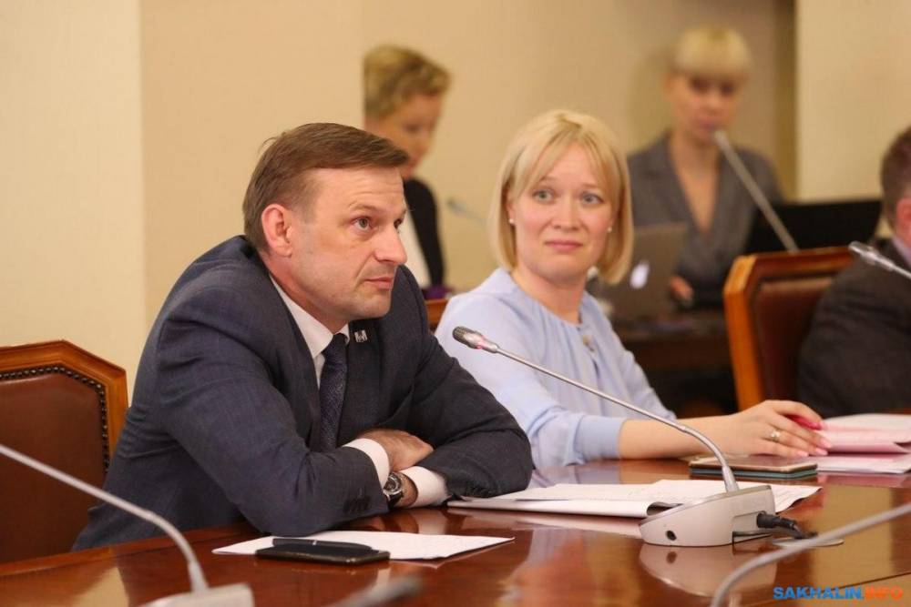 Валерий Лимаренко - Лимаренко — Буренкову: "Почему не уважаешь женщин-спортсменов?" - sakhalin.info