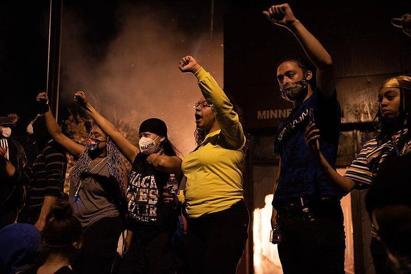 Джордж Флойд - Медиамагнат-афроамериканец Роберт Джонсон призывает власти США рассчитаться за рабство - actualnews.org - США