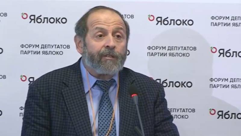 Борис Вишневский - Николай Рыбаков - Сравнивший россиян с «инфузориями» Вишневский не понимает сути поправок в Конституцию - polit.info - Россия - Новости