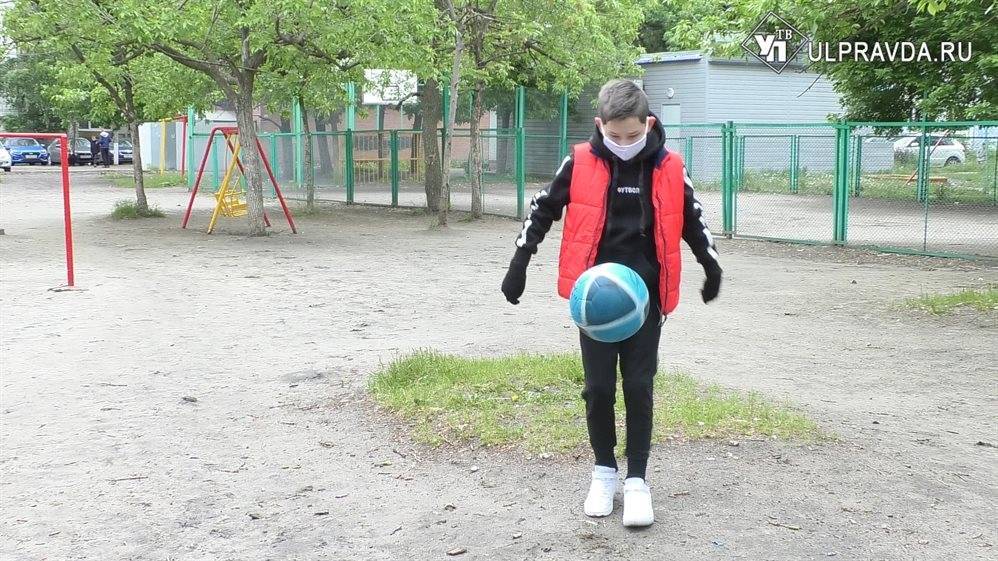 Юный ульяновский спортсмен победил в конкурсе по футбольному фристайлу - ulpravda.ru - Ульяновск