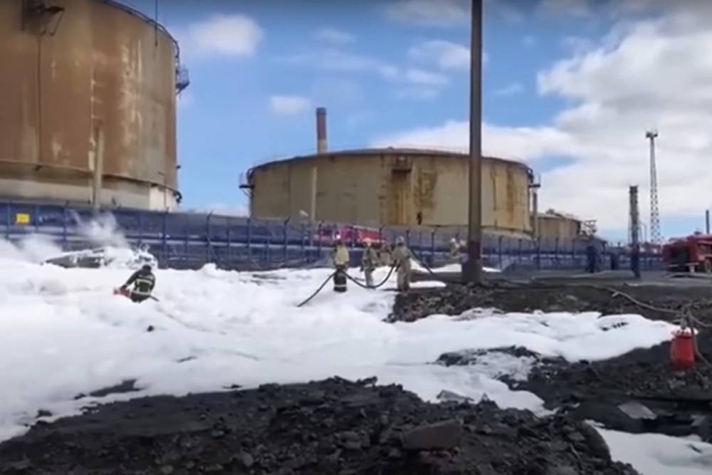 Владимир Путин - «Языки пламени из-под автомобиля»: очевидец ЧП в Норильске описал начало катастрофы - mk.ru - Россия - Норильск