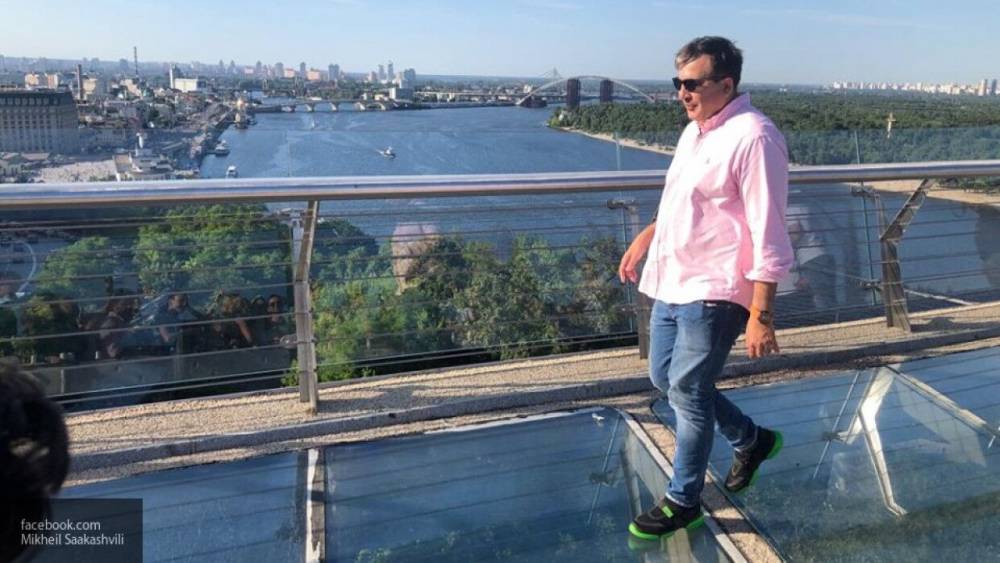 Михаил Саакашвили - Саакашвили советует украинским бизнесменам "шевелить руками", а не ждать итогов его работы - polit.info - Украина - Грузия - Одесская обл.