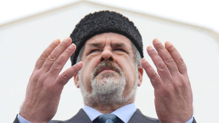 Рефат Чубаров - Мустафа Джемилев - Экс-меджлисовец* уличил Чубарова во лжи о "геноциде" крымских татар - crimea.ria.ru - Россия - Украина - Киев - Крым - Симферополь