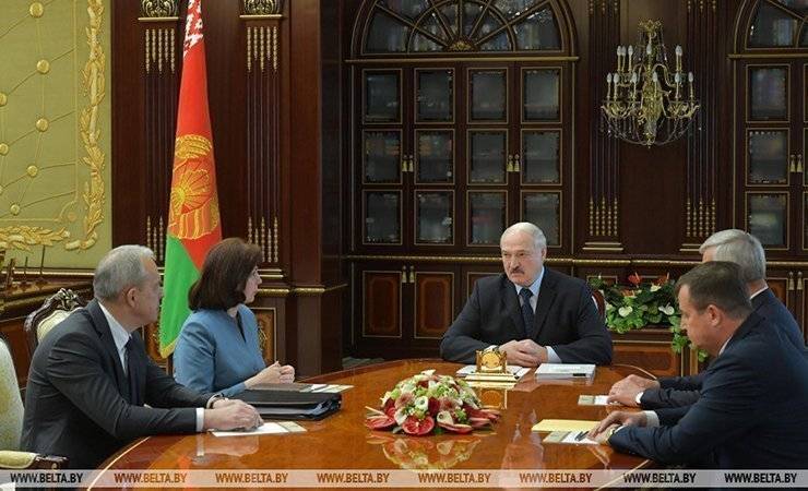 Александр Лукашенко - Владимир Андрейченко - Андрей Равков - Наталья Кочанова - Игорь Сергеенко - Лукашенко рассматривает предложения по новому составу правительства - gomel.today - Белоруссия