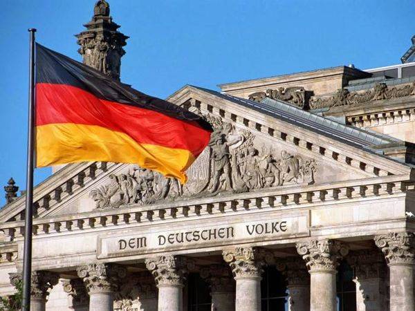 Роберт Кох - Der Spiegel: в чем секрет низкого числа новых заражений в Германии - aze.az - Германия