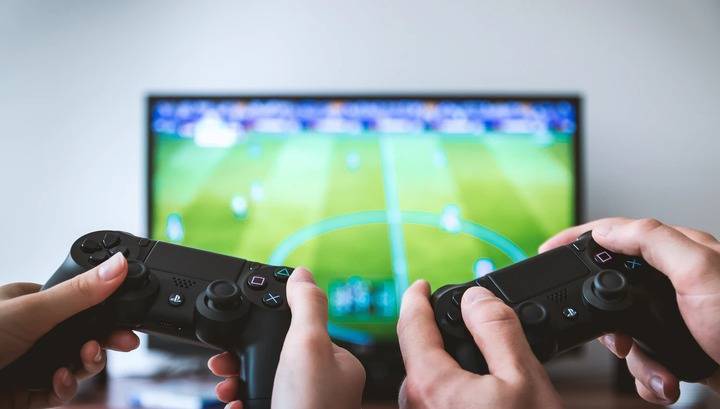 Россияне увеличили траты на игры в период самоизоляции - vesti.ru