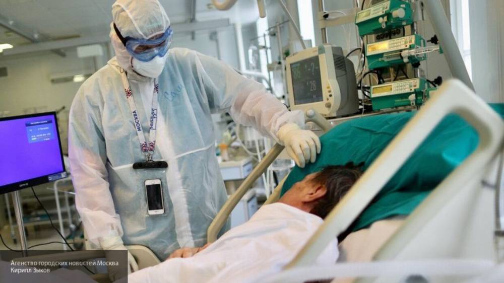 Число выявленных в РФ случаев COVID-19 в России выросло на 8831 человека - polit.info - Москва - Россия