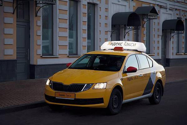 Авито и Яндекс.Такси запускают доставку в Петербурге - abnews.ru - Россия - Краснодар - Екатеринбург - Воронеж - Нижний Новгород - Саратов - Челябинск - Пермь - Красноярск - Казань - Ростов-На-Дону - Волгоград - Самара - Петербурга - Омск - Новости - Петербург