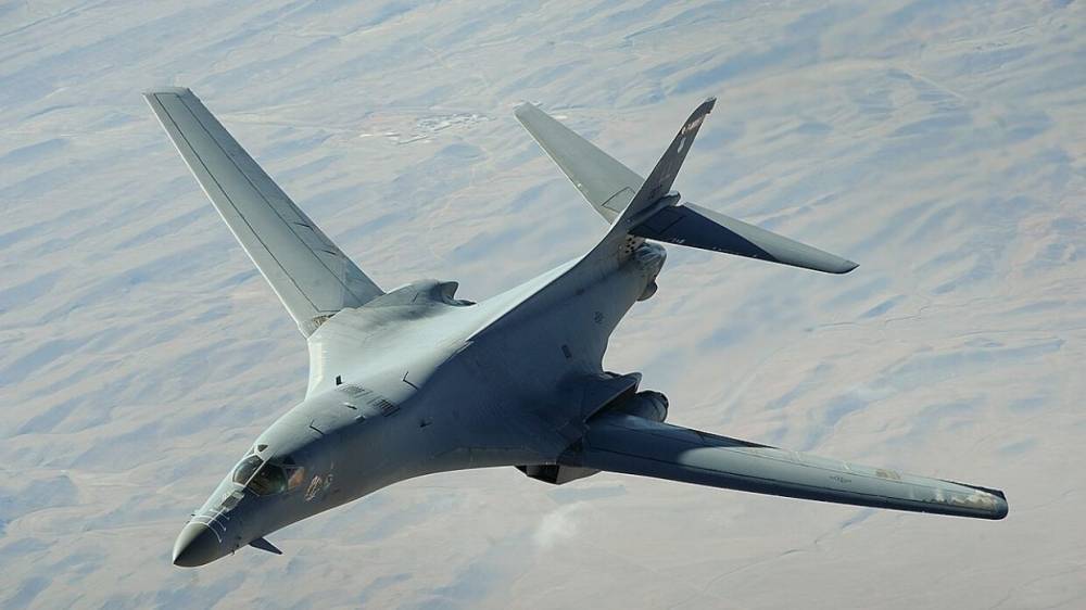 Американские СМИ назвали полет B-1B над Черным морем «очевидным сигналом» для России - riafan.ru - Россия - США - Вашингтон