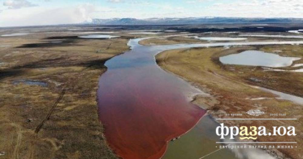 Дмитрий Кобылкин - 20 тыс. тонн нефти вылилось в сибирскую реку. Объявлена чрезвычайная ситуация федерального масштаба - 24news.com.ua - Россия - Красноярский край - Украина - Иркутск - Норильск