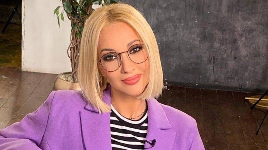 Лера Кудрявцева - «Опасный шопинг»: Кудрявцева приехала в ТЦ и попала в «фантастический фильм» - 5-tv.ru
