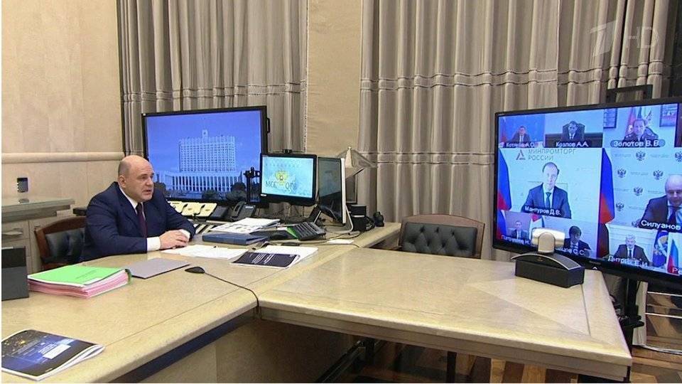 Михаил Мишустин - Более 8 млрд рублей правительство выделит на двукратное повышение пособия по уходу за первым ребенком - 1tv.ru