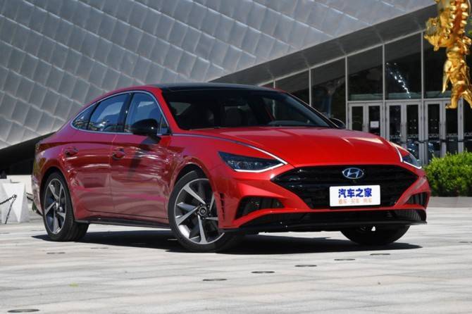 Hyundai представил в Китае удлиненный седан Sonata - autostat.ru - Китай