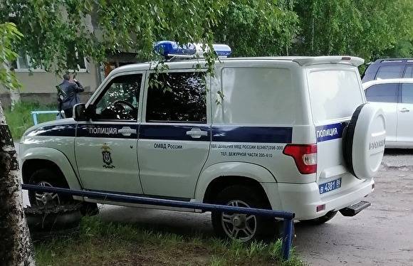 Полицейских Нижневартовска, пришедших в квартиру горожанки без масок, начали проверку - znak.com - Югра - Нижневартовск