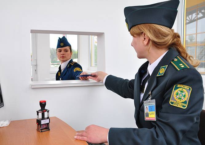 Александр Турчинов - Украина введет предварительную регистрацию для въезжающих россиян - vinegret.cz - Россия - Украина - Чехия
