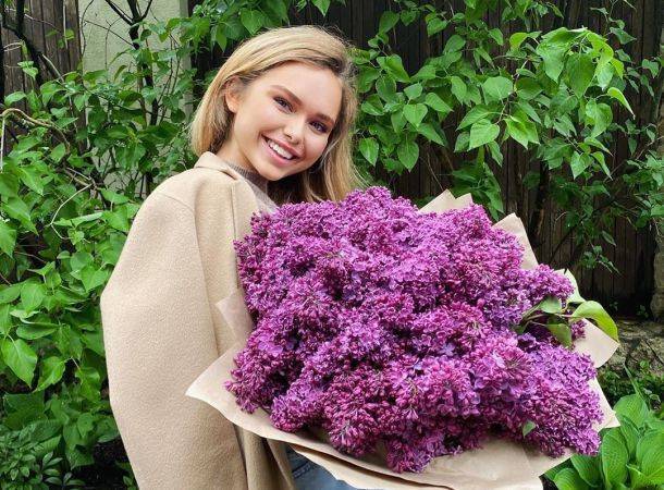 Дмитрий Маликов - Стефания Маликова продает платья с AliExpress под видом своего бренда - bimru.ru