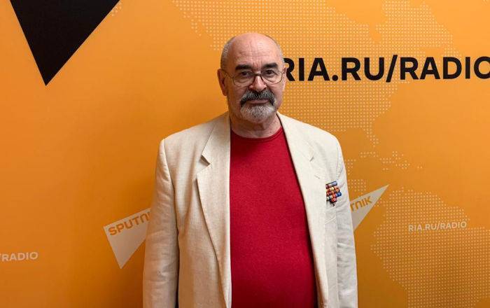 Виктор Литовкин - Литовкин: США пугают Прибалтику Россией для прикрытия своих делишек - lv.sputniknews.ru - Москва - Россия - США - Польша - Литва - Латвия