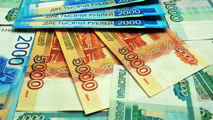 Названы отрасли с самыми высокооплачиваемыми вакансиями в России - russian.rt.com - Россия - Владивосток