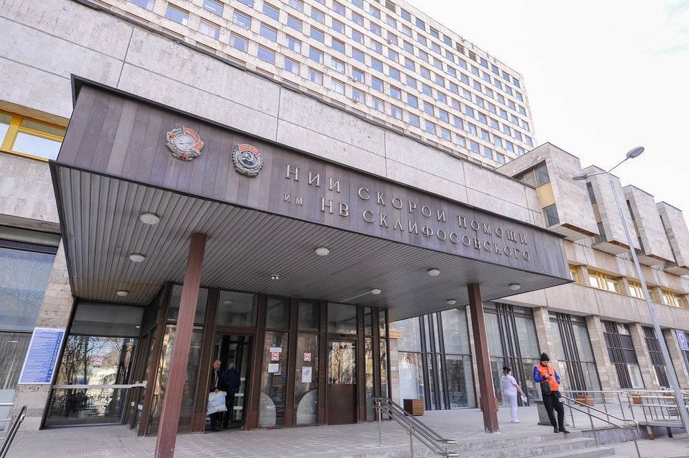 Пациентов с коронавирусом в Москве лечат с помощью барокамер - vm.ru - Москва - Россия