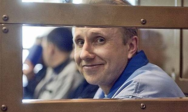 Владимир Путин - Экс-главе службы безопасности ЮКОСа Алексею Пичугину в третий раз отказали в помиловании - og.ru - Украина - Оренбург