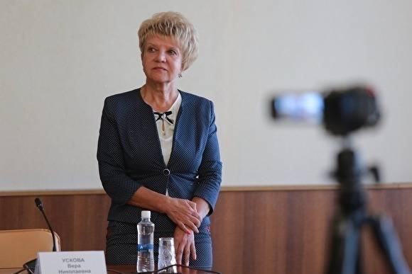 Жительница Верхнего Уфалея пожаловалась силовикам на сомнительный диплом мэра - znak.com - Челябинская обл.